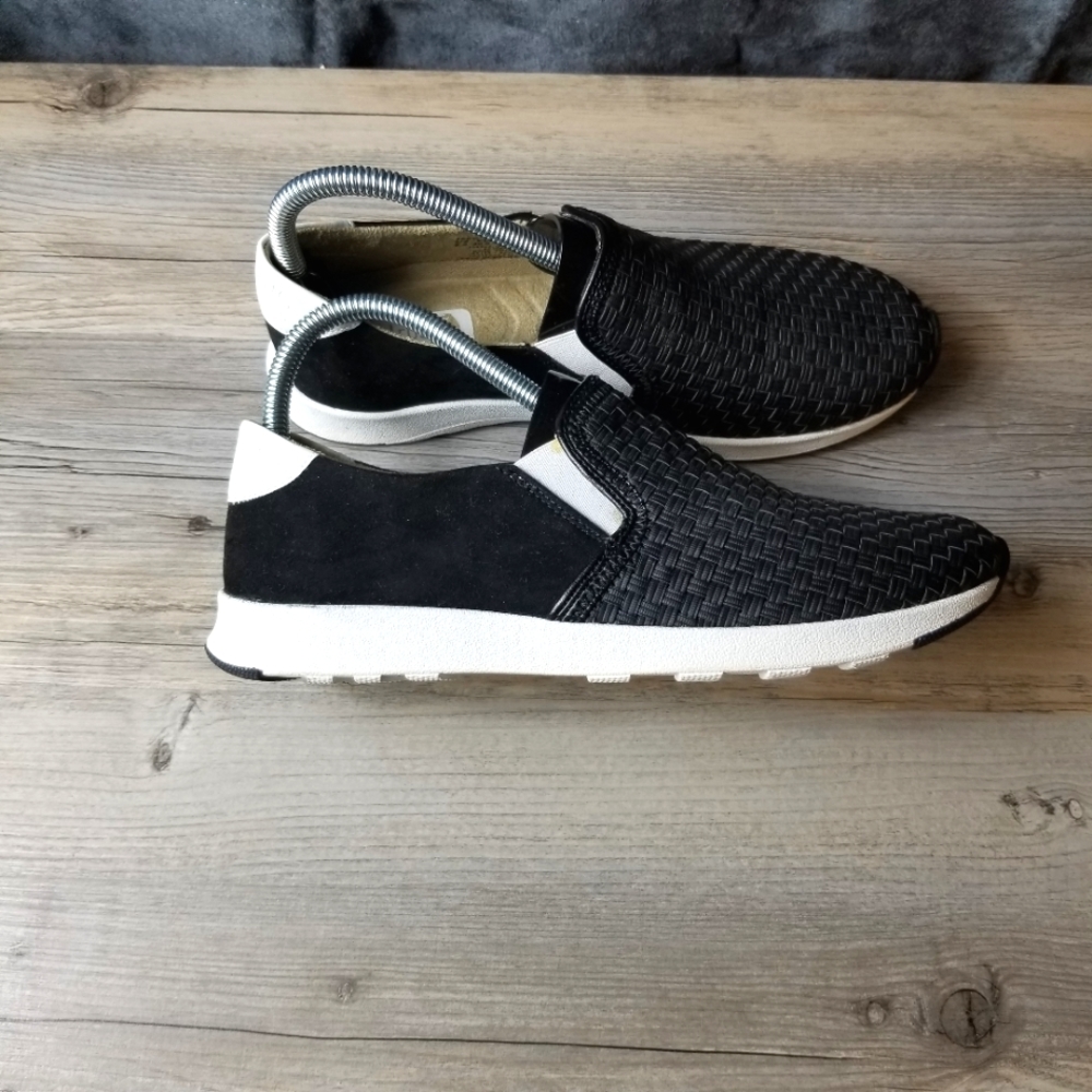 Walrus Dixie Twin Woven Slip On Casual Walking Loafer Shoes